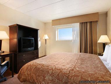 Ramada Moline Hotel East Moline Стая снимка